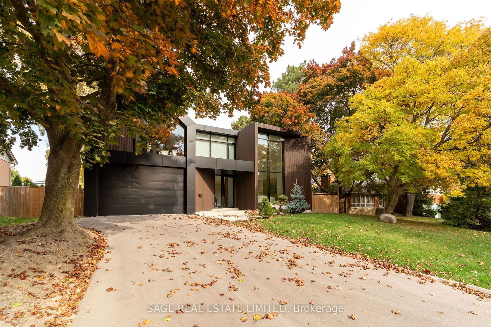 38 Ravensbourne Cres for sale 