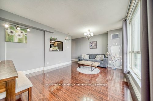 2901 Kipling Ave, unit 307 for rent