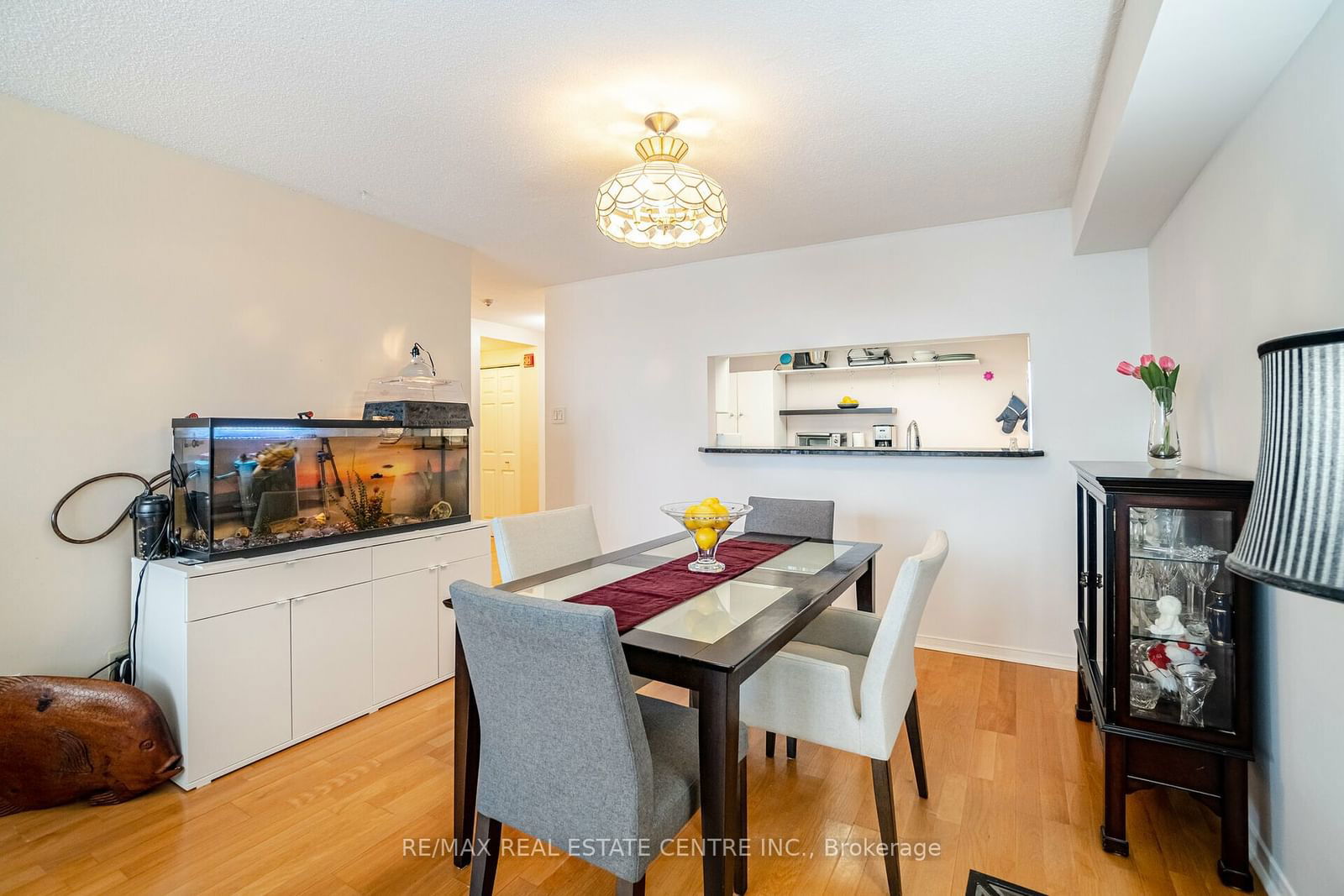 1155 Bough Beeches Blvd, unit 208 for sale