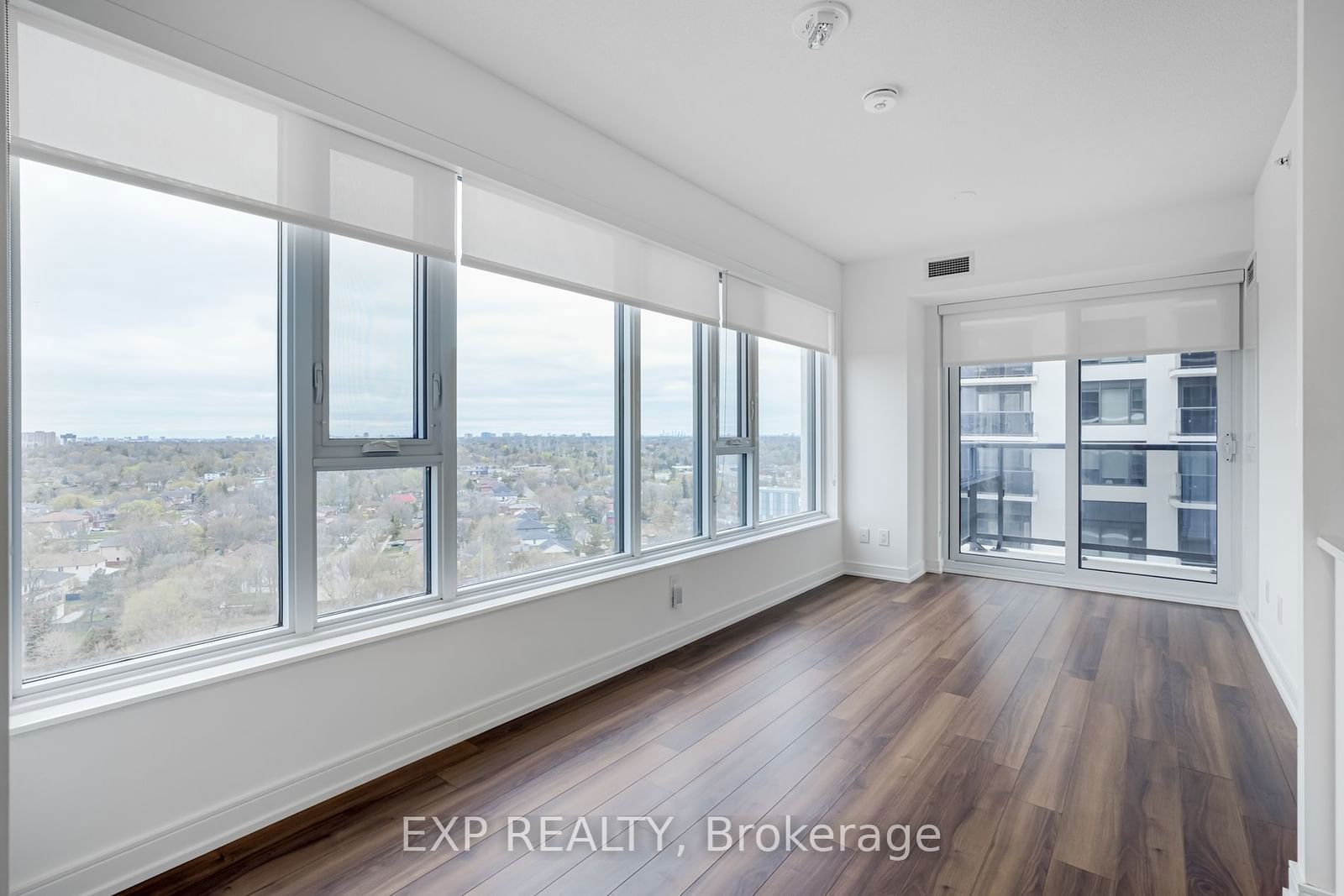 30 Samuel Wood Way, unit 1404 for sale