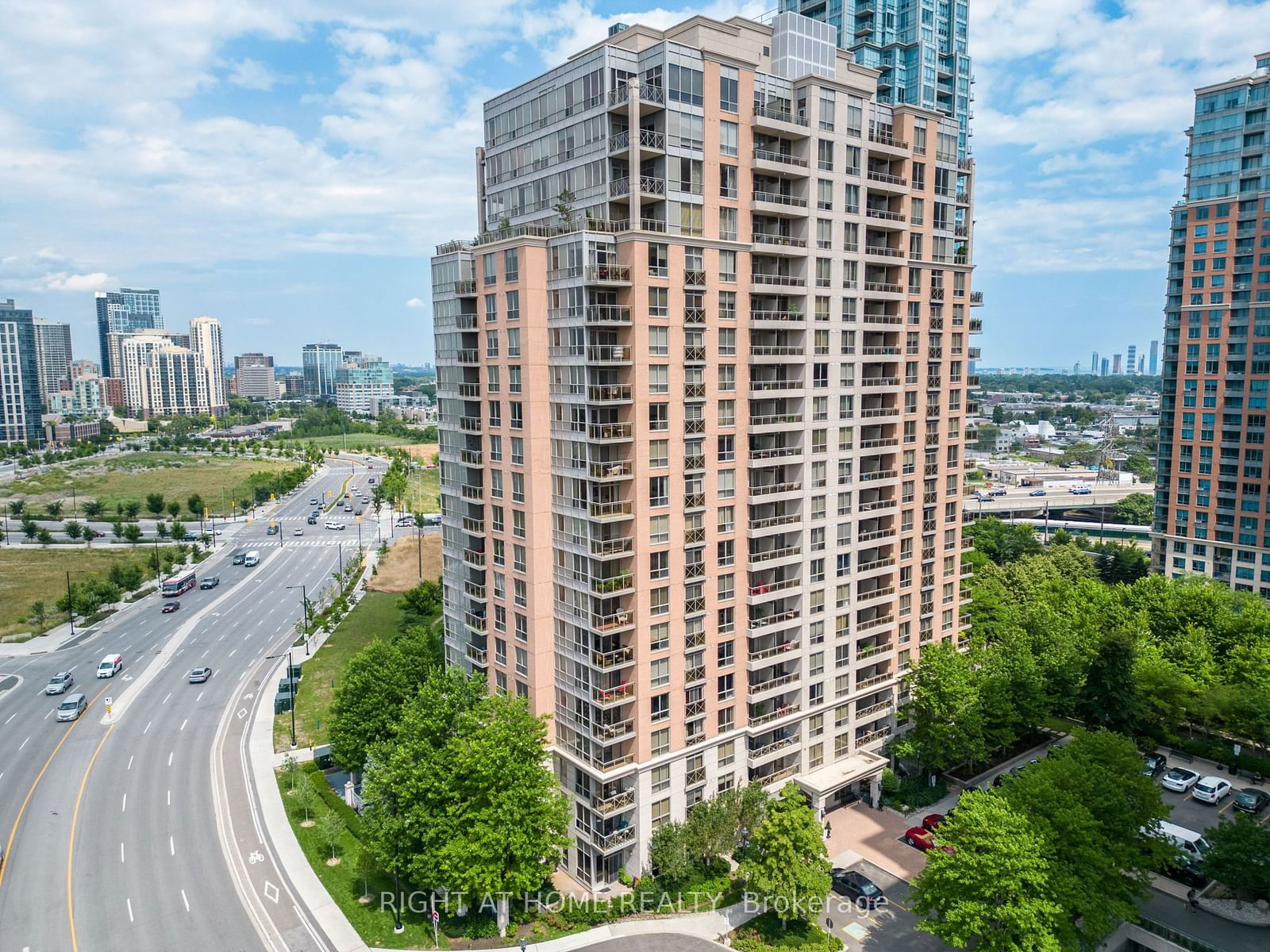 5229 Dundas St W, unit 308 for sale