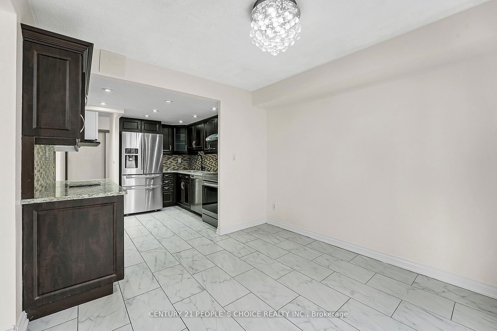 145 Hillcrest Ave, unit 1012 for sale