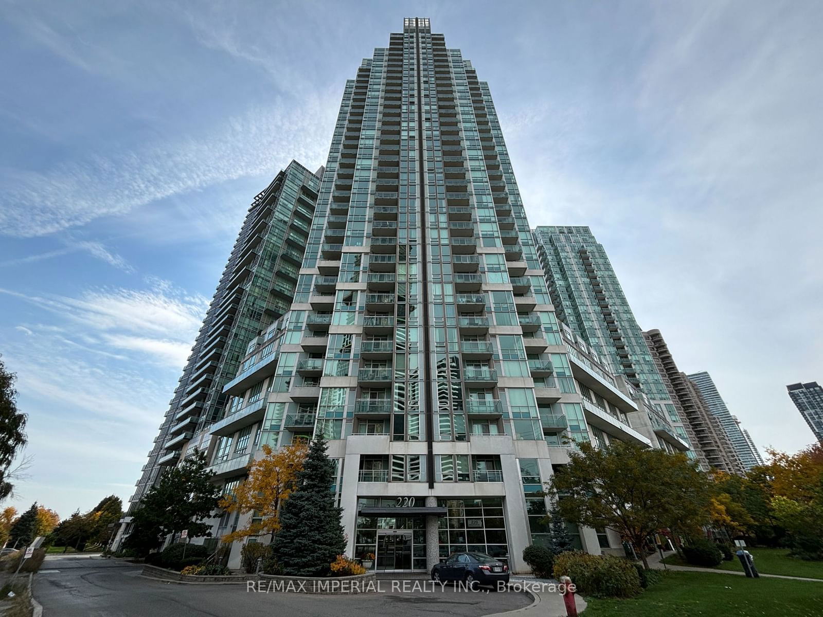 220 Burnhamthorpe Rd W, unit 2110 for sale