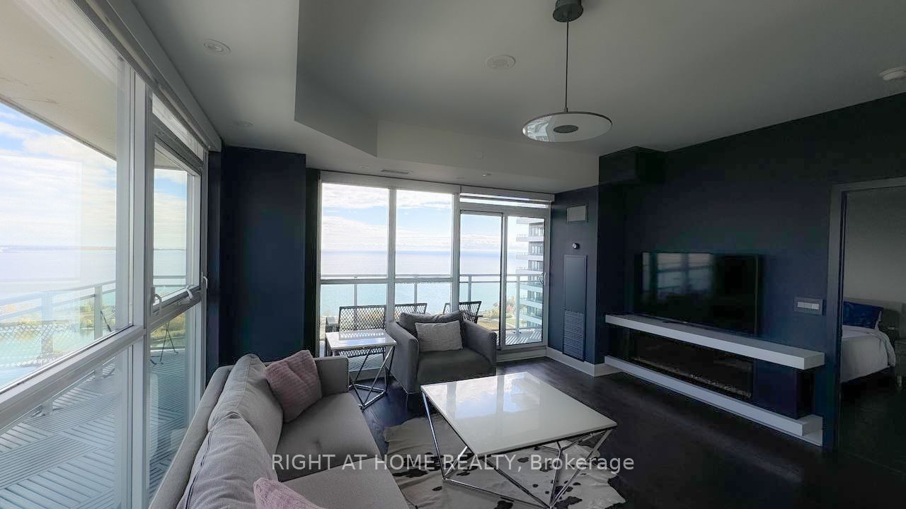 33 Shore Breeze Dr, unit 2809 for rent