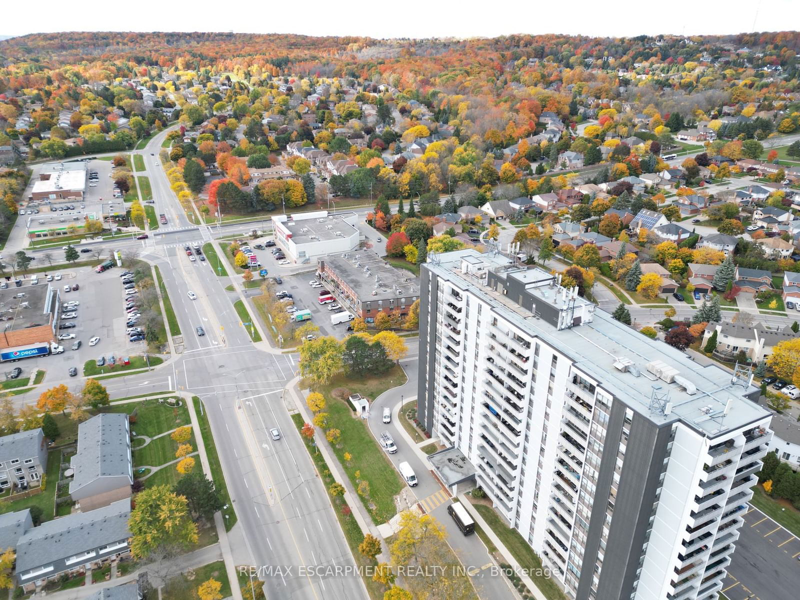 Upper Middle Place Condos, Burlington, Toronto