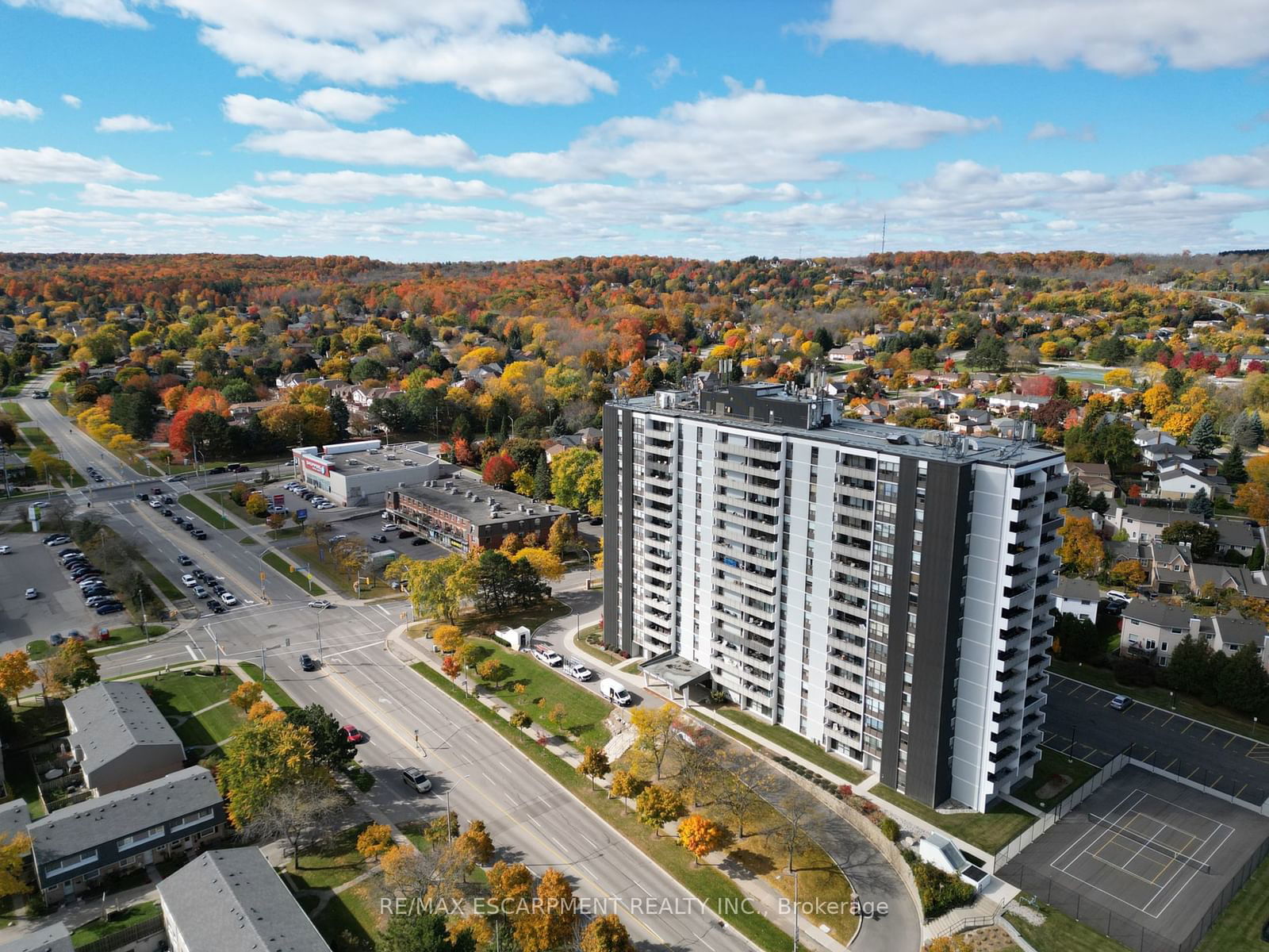 Upper Middle Place Condos, Burlington, Toronto