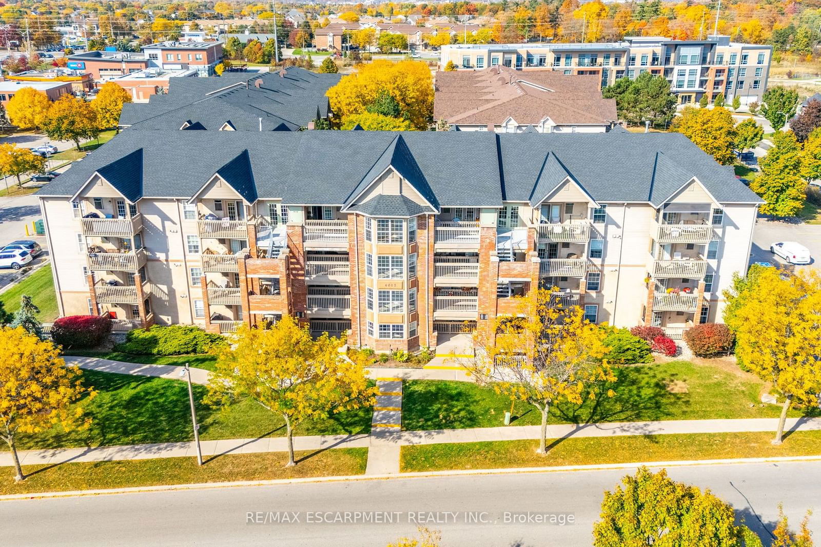 Tansley Gardens II Condos, Burlington, Toronto