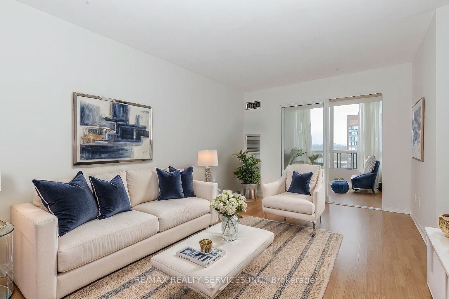 155 Hillcrest Ave, unit 2014 for sale