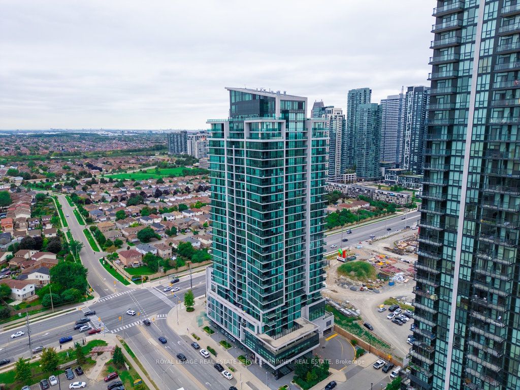 Pinnacle Grand Park Condos, Mississauga, Toronto