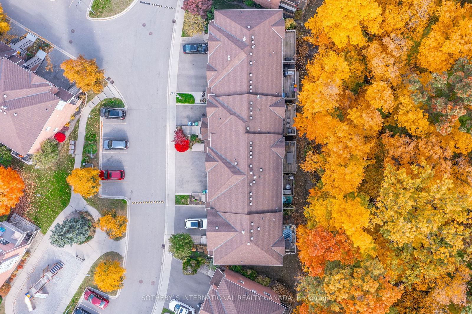 Woodlands of Erin Mills Townhomes, Mississauga, Toronto