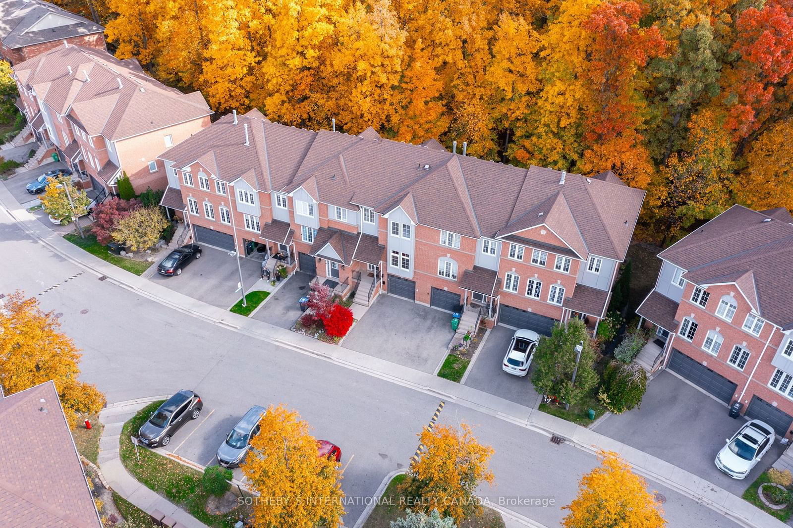 Woodlands of Erin Mills Townhomes, Mississauga, Toronto