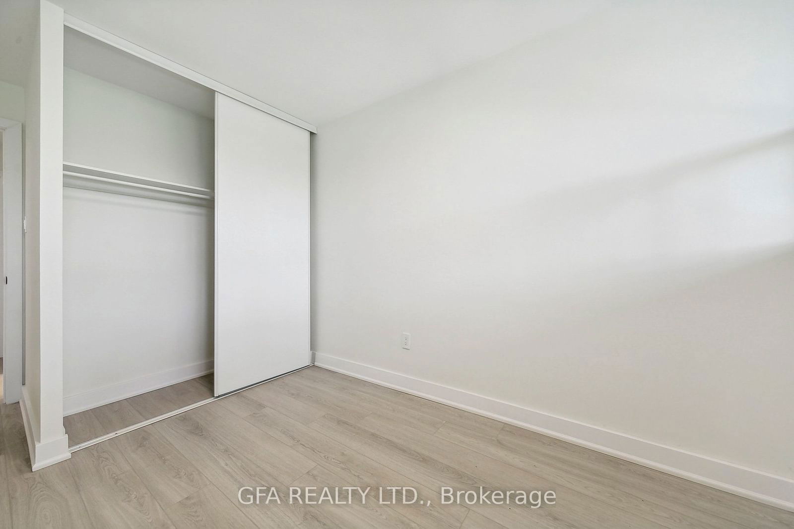 1300 Marlborough Crt, unit 309 for rent