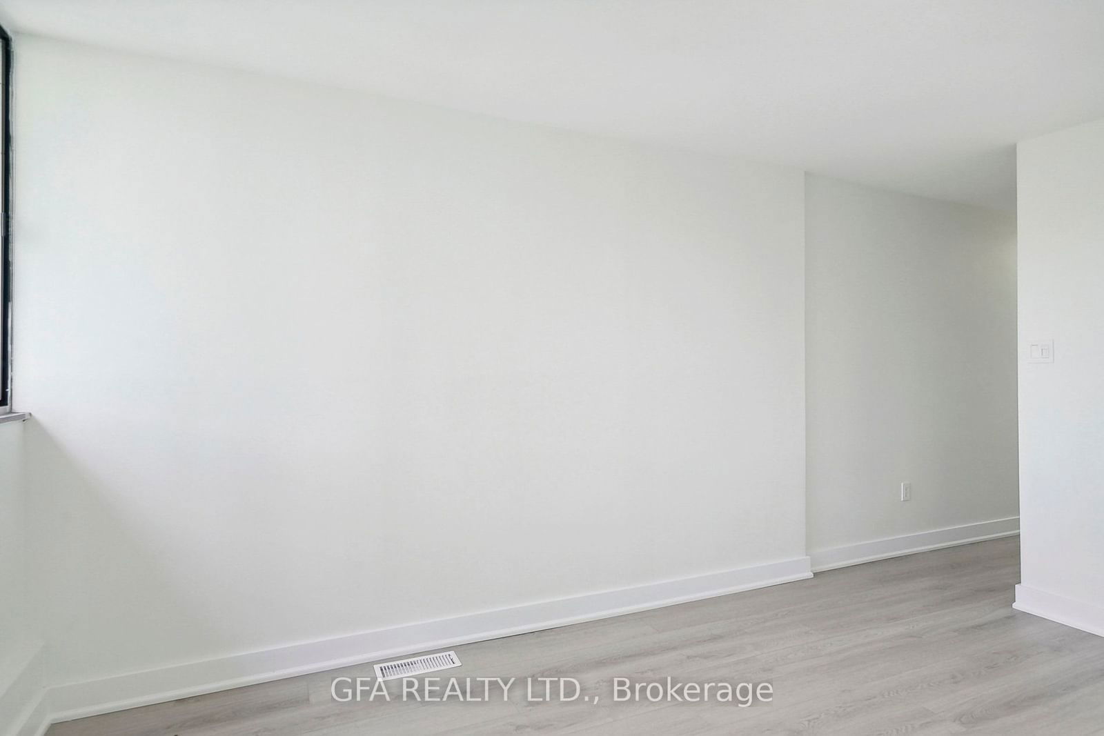 1300 Marlborough Crt, unit 309 for rent