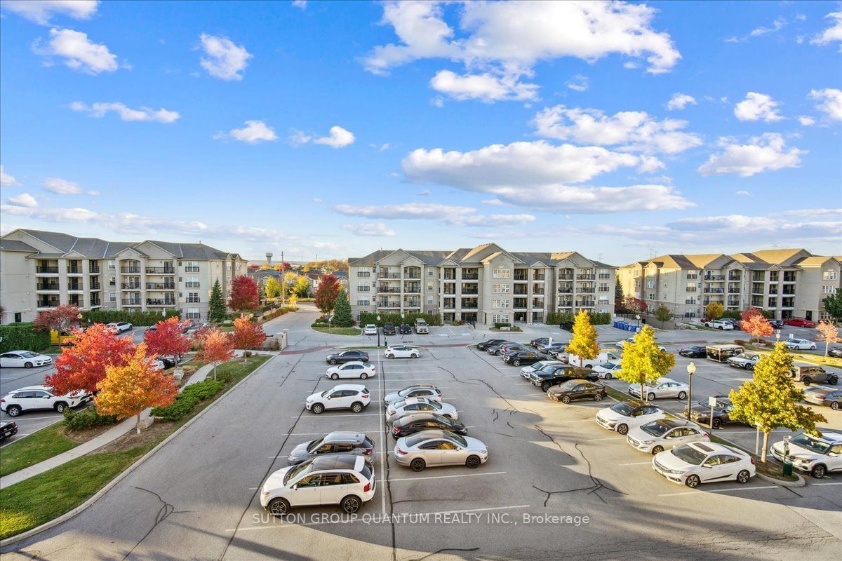 1370 Main St E, unit 411 for sale