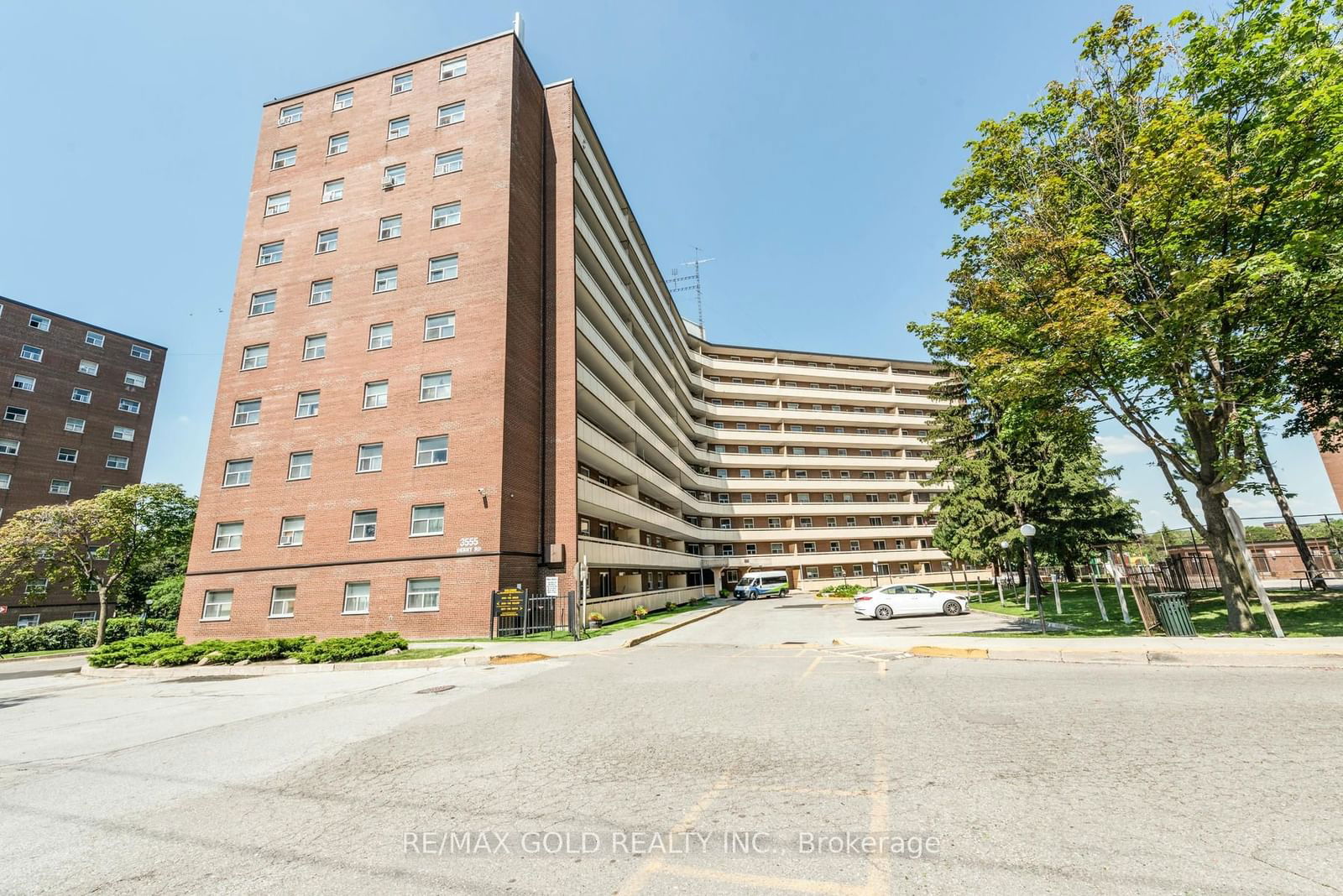 3555 Derry Rd E, unit 1006 for sale