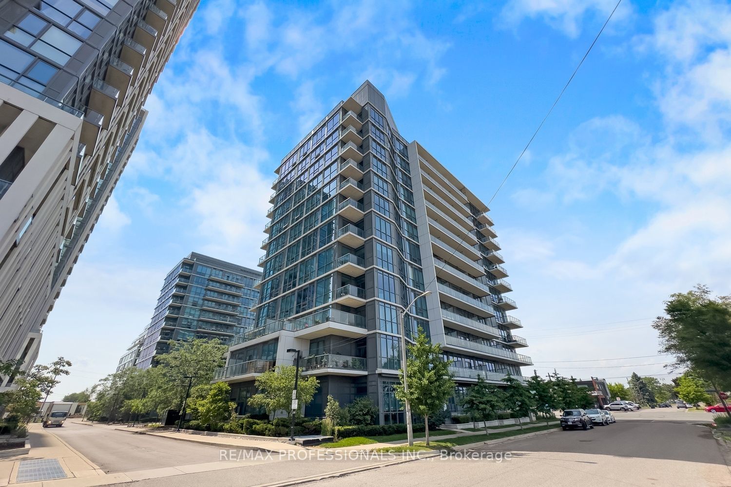 1185 The Queensway, unit 114 for sale