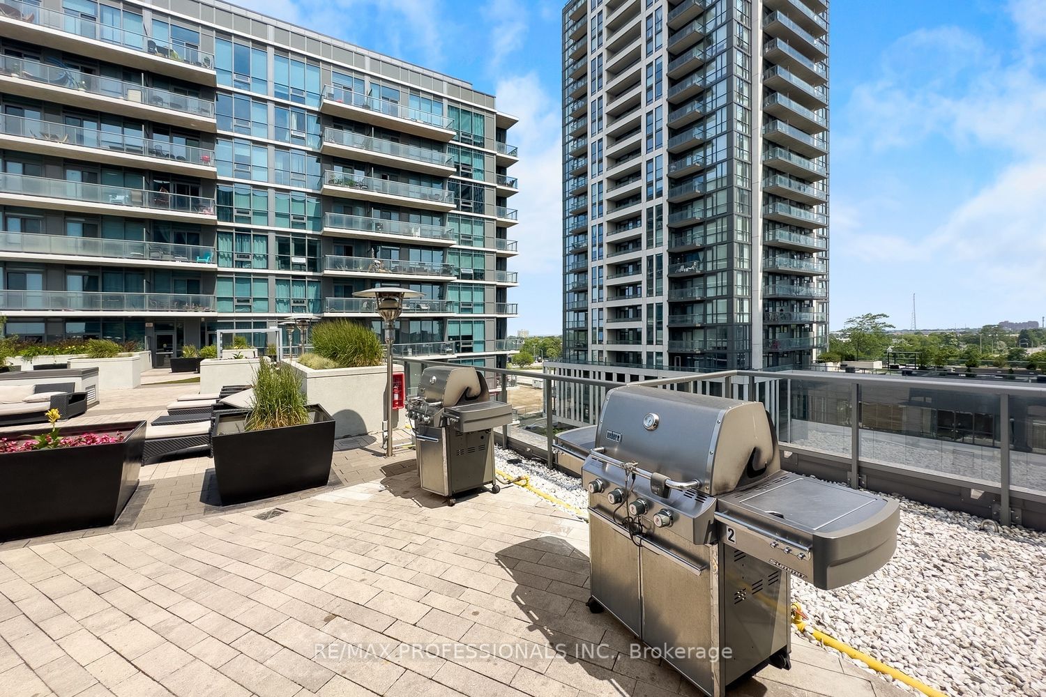 1185 The Queensway, unit 114 for sale