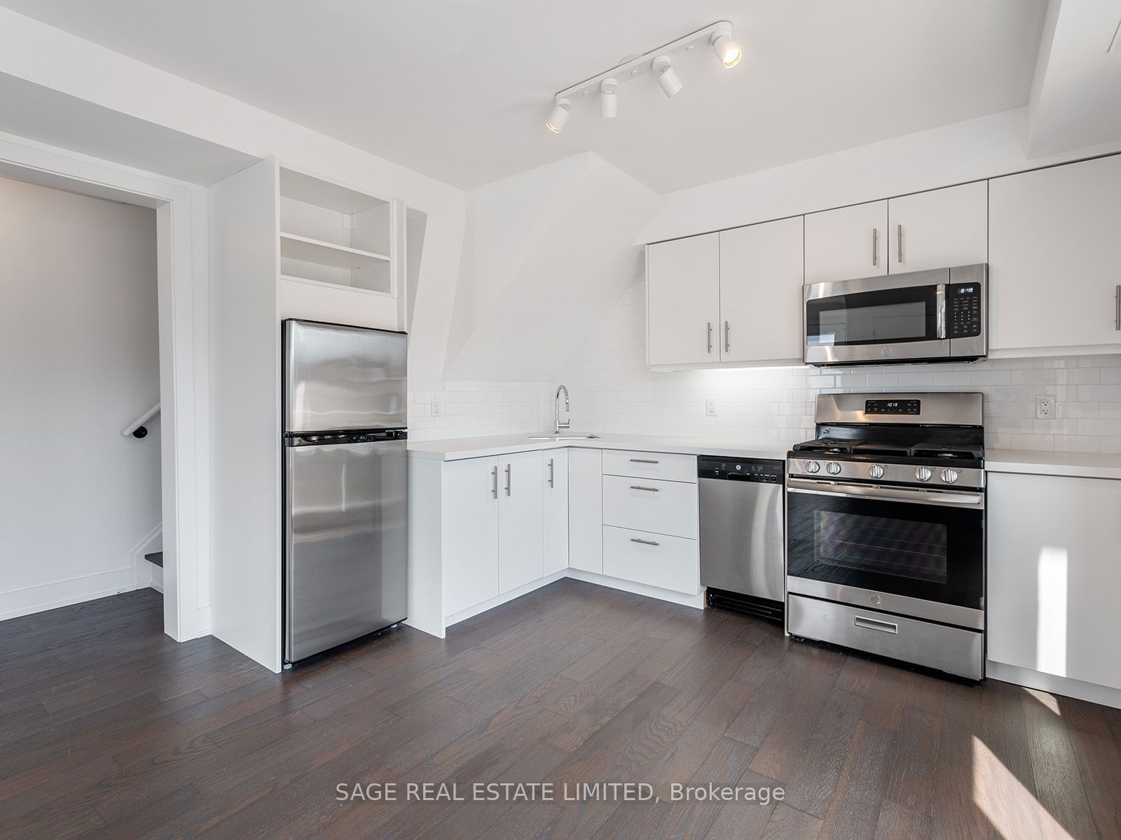 1183 Dufferin St, unit 109 for sale