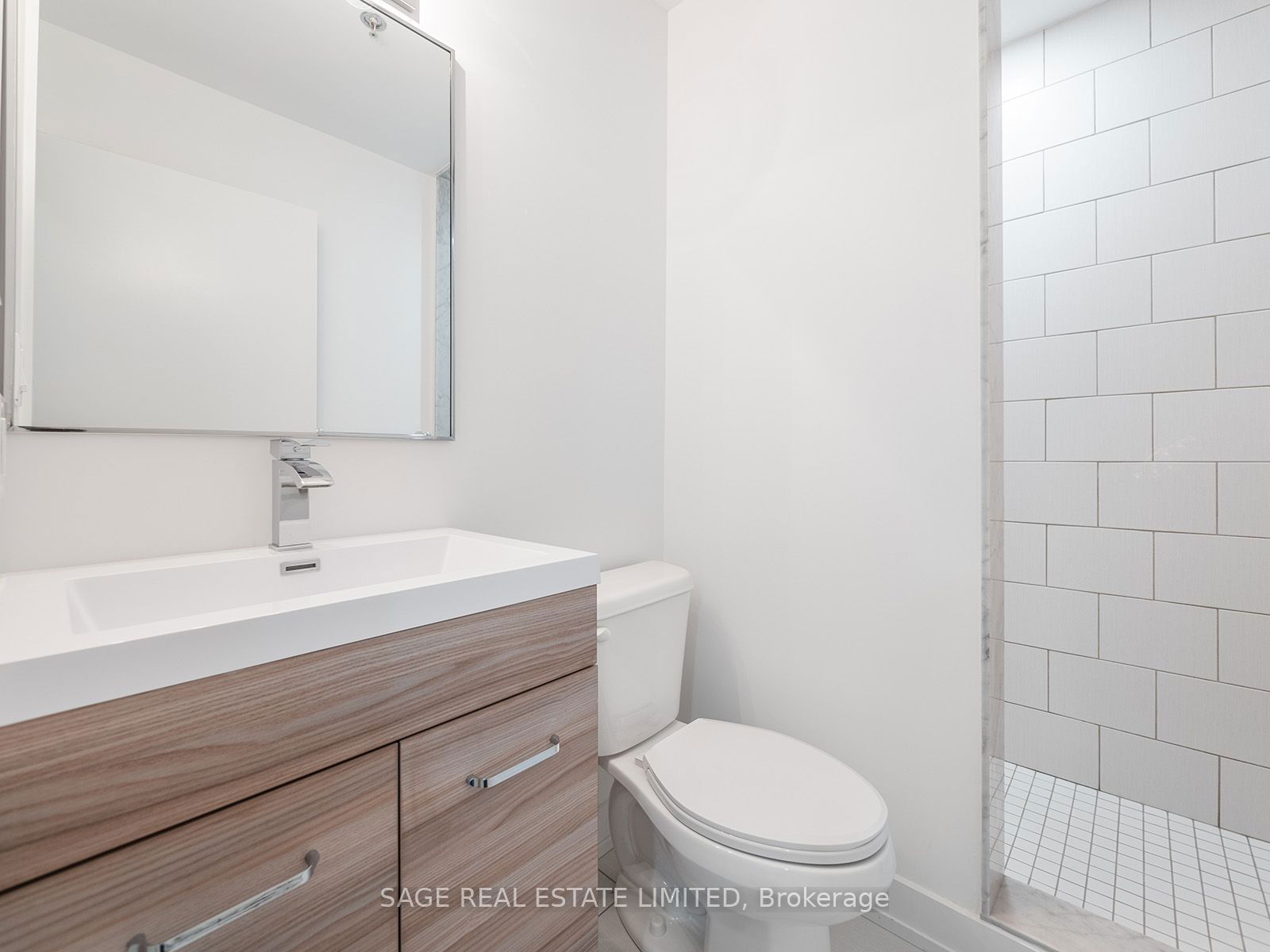 1183 Dufferin St, unit 105 for sale