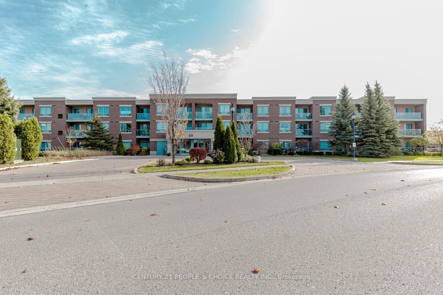 25 Via Rosedale, unit 210 for sale