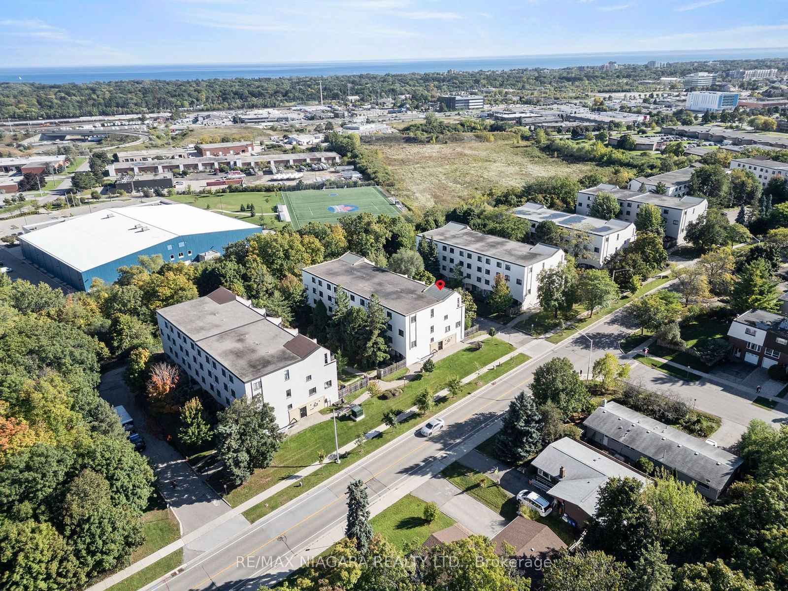 Falgarwood Drive Townhomes, Oakville, Toronto