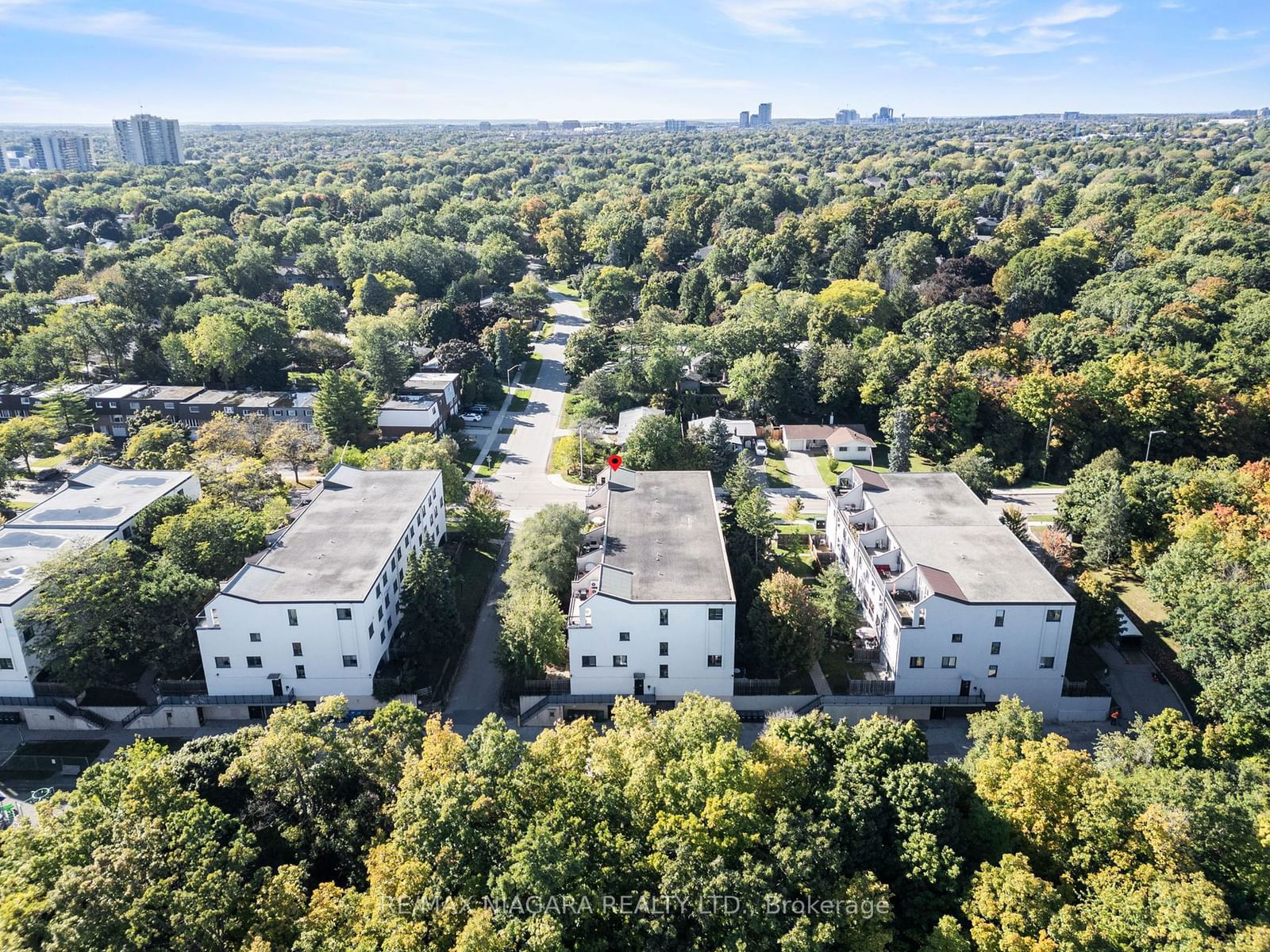 Falgarwood Drive Townhomes, Oakville, Toronto