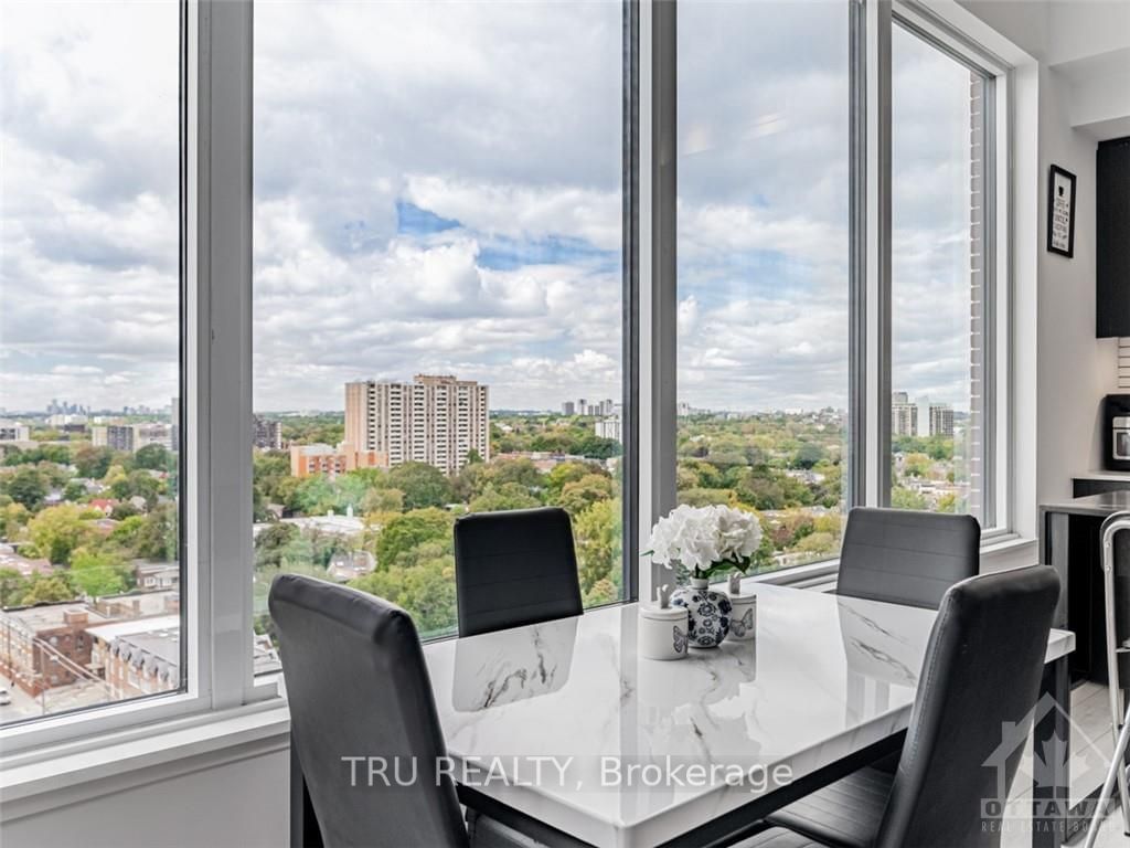 270 DUFFERIN St, unit LPH12 for sale