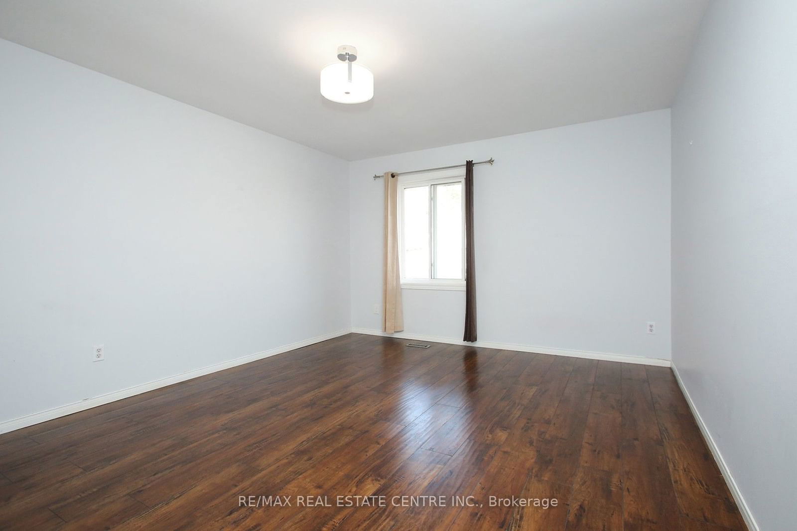 2021 Sixth Line, unit 20 for rent