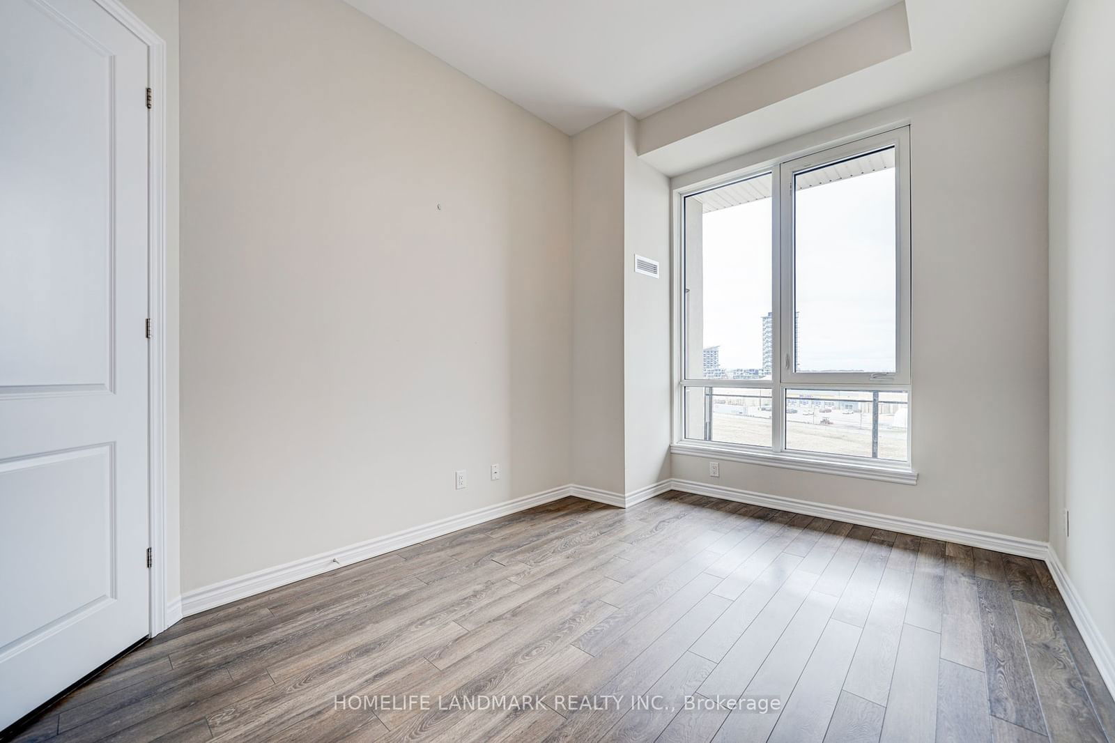 150 Oak Park Blvd, unit 511 for rent