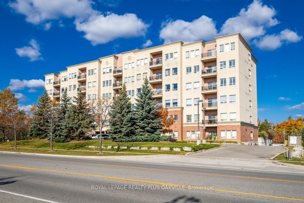 1499 Nottinghill Gate, unit 403 for sale