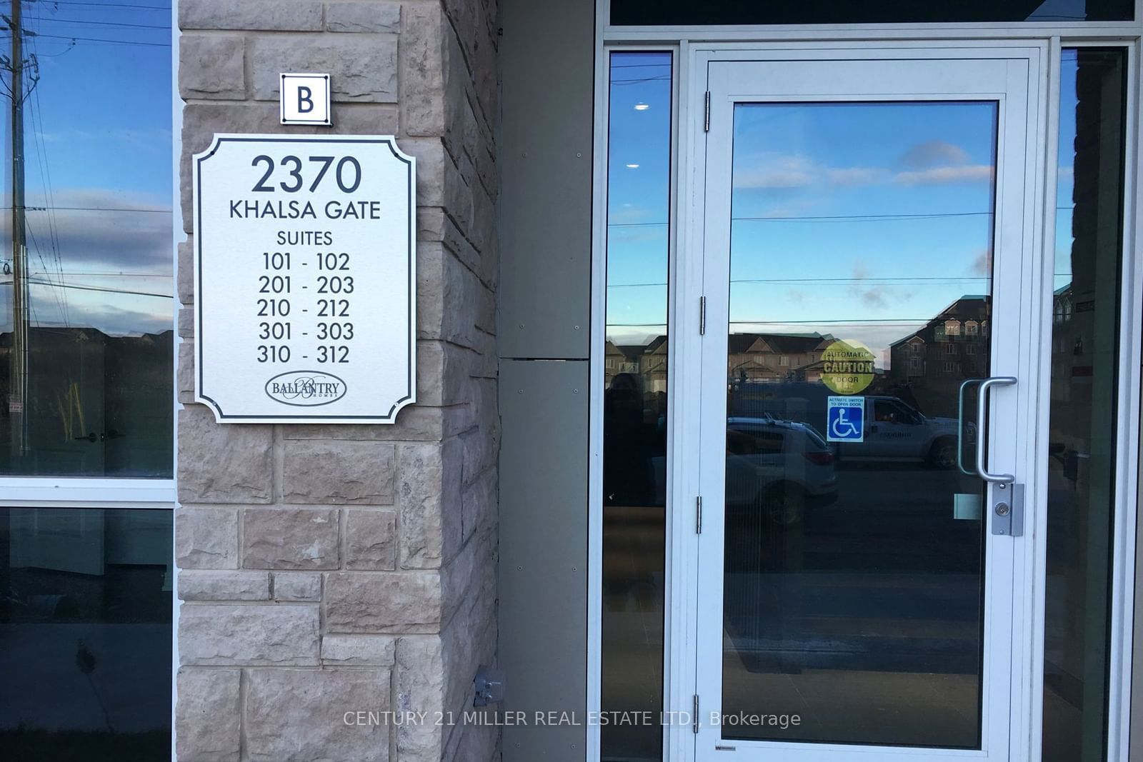 2370 Khalsa Gate, unit 302 for rent