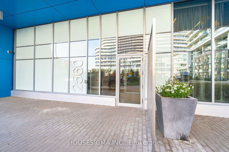 2560 Eglinton Ave W, unit 2109 for sale