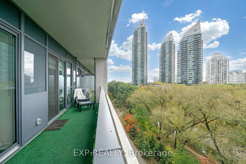 10 Park Lawn Rd, unit 611 for rent