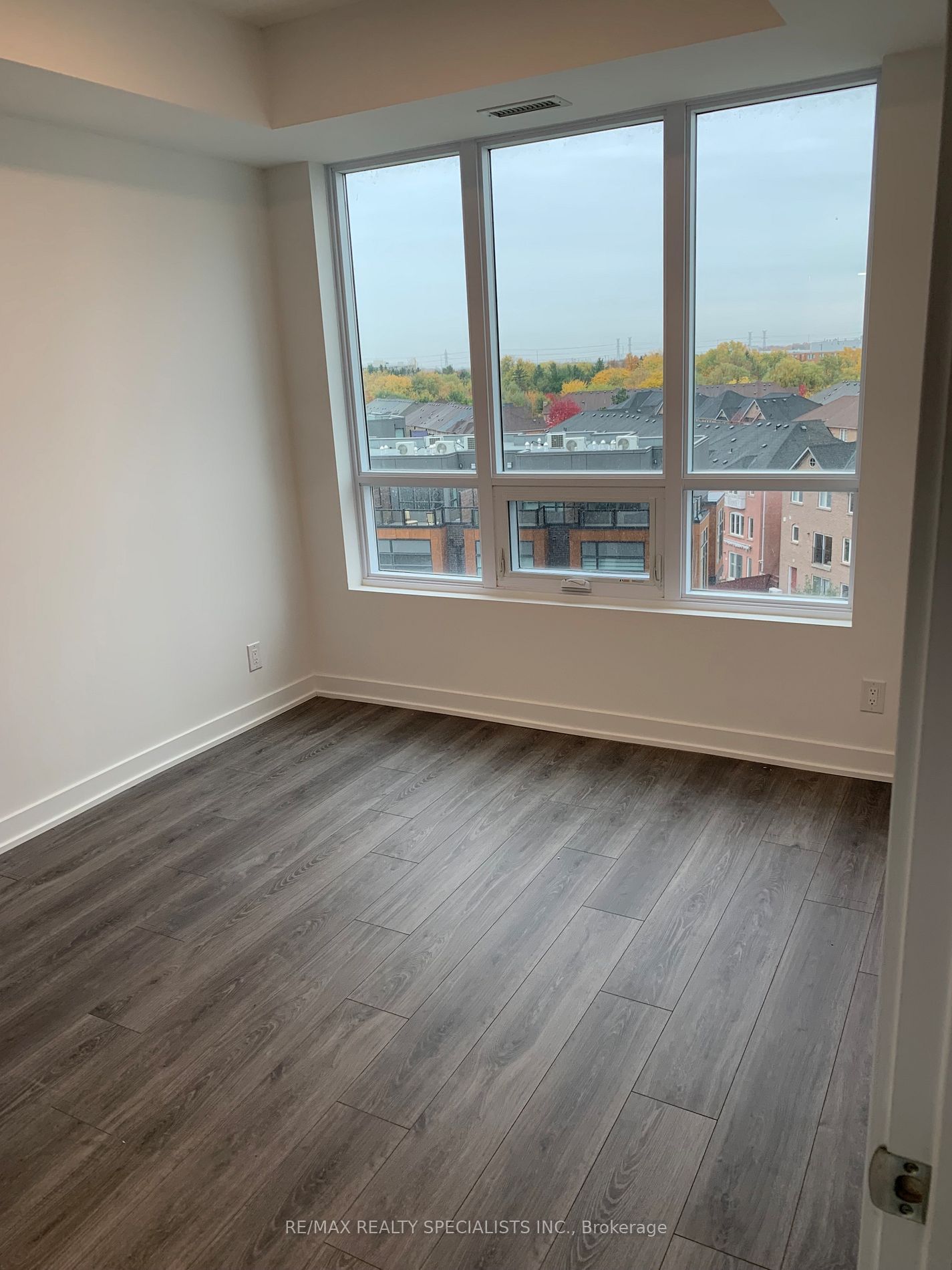 225 Malta Ave, unit 309 for rent