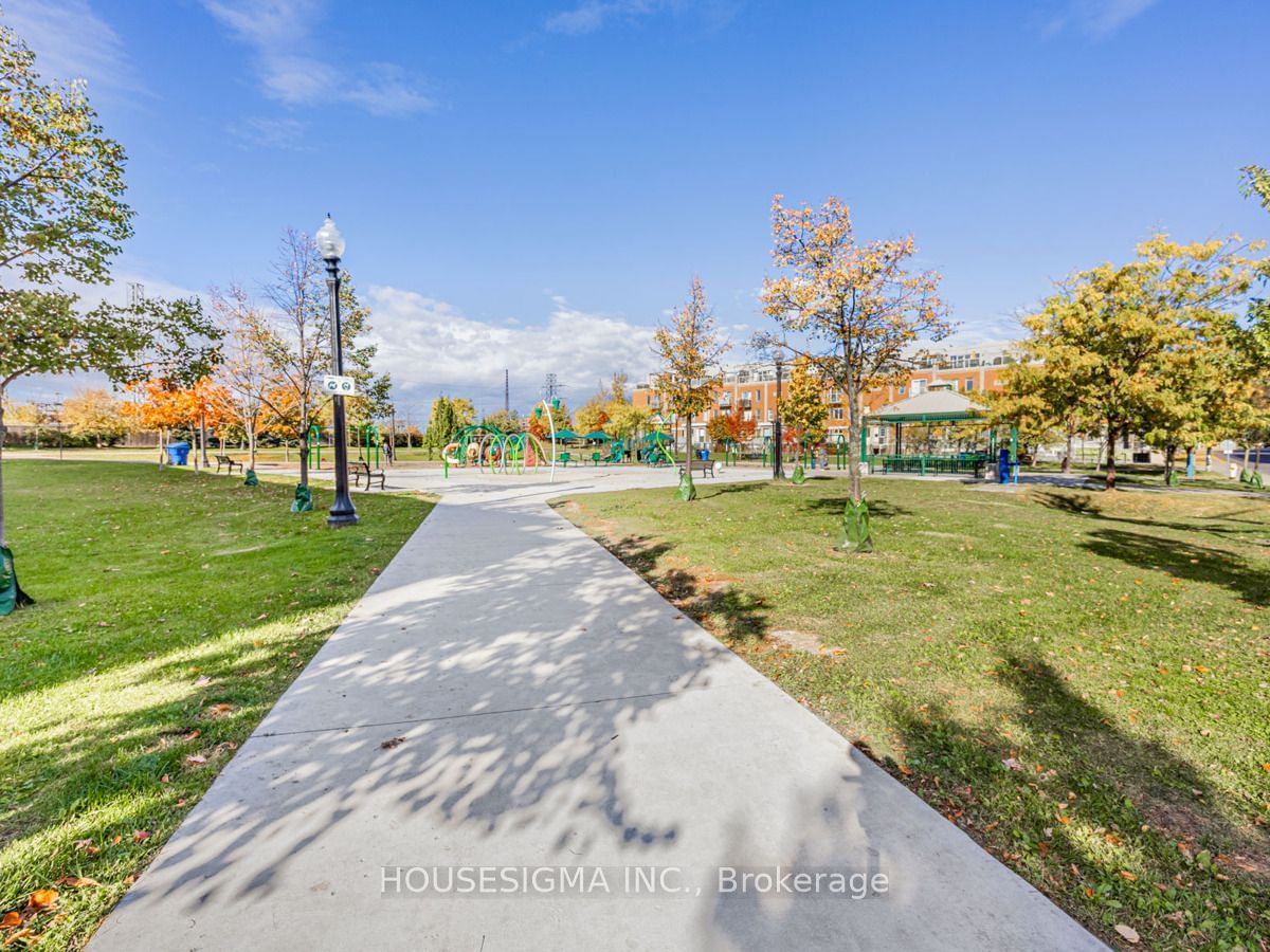 6-16 Foundry Avenue Townhomes, West End, Toronto