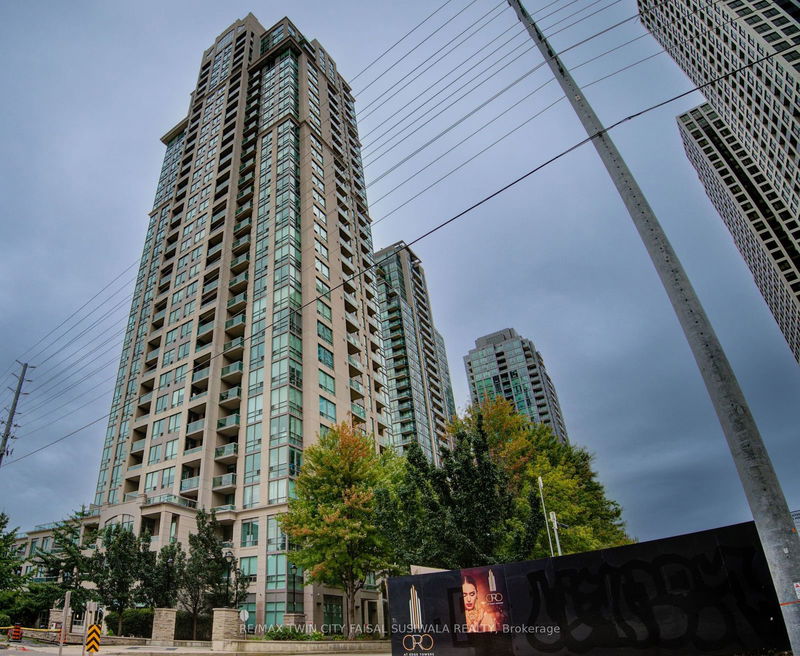 3504 Hurontario St, unit 205 for sale