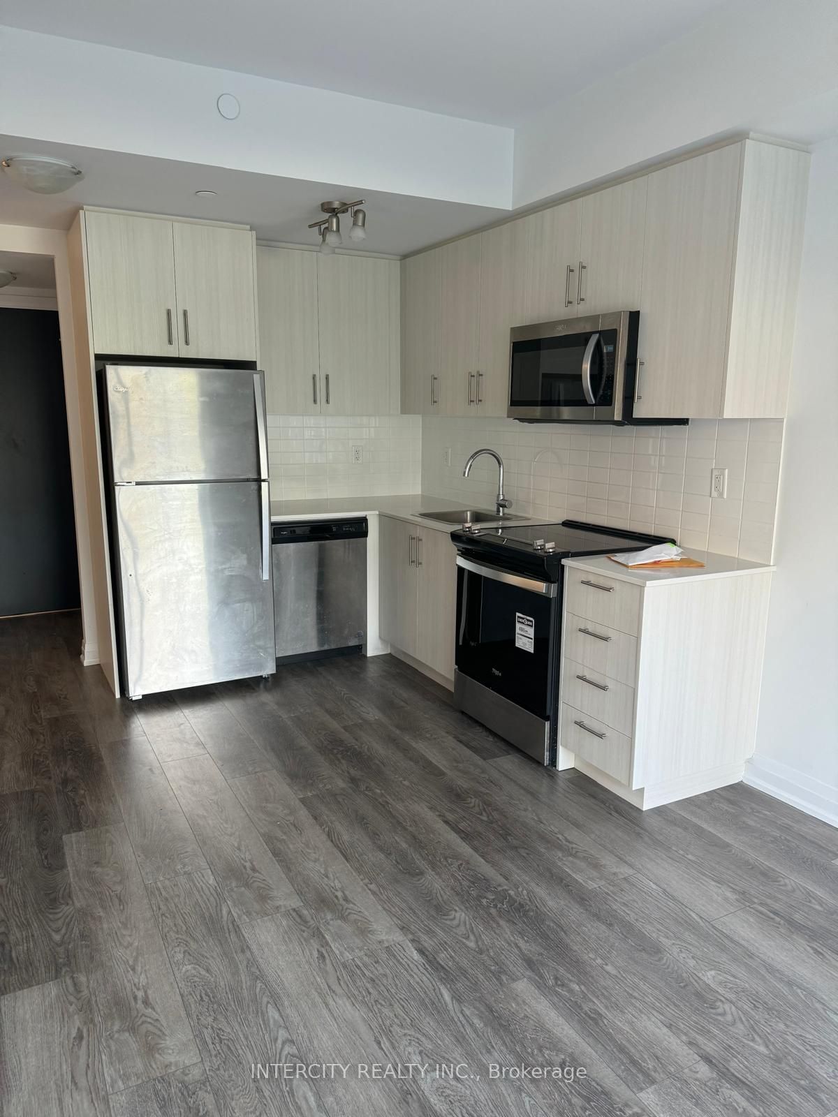 65 Attmar Dr, unit 255 for rent