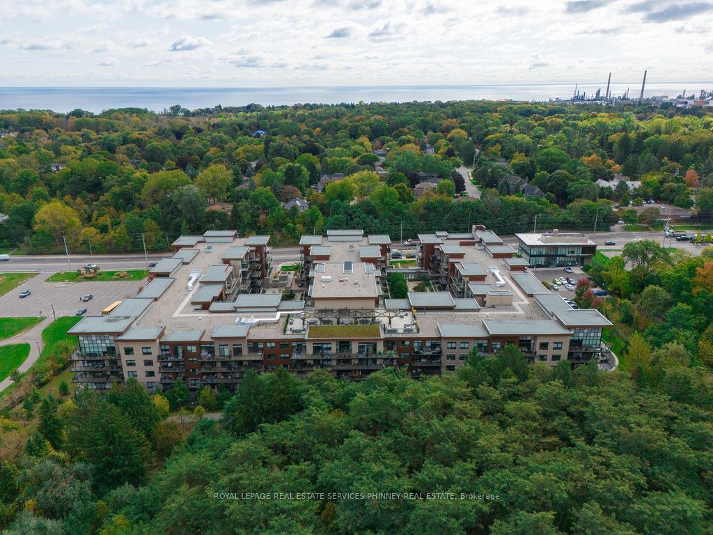 1575 lakeshore Rd W, unit 411 for sale