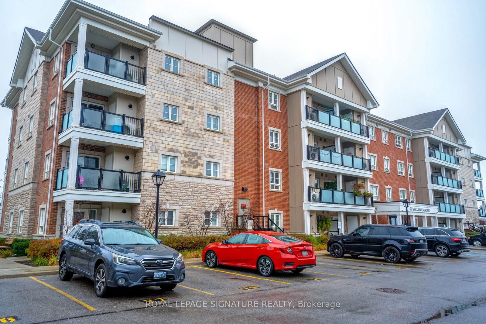 70 Baycliffe Cres E, unit 308 for sale