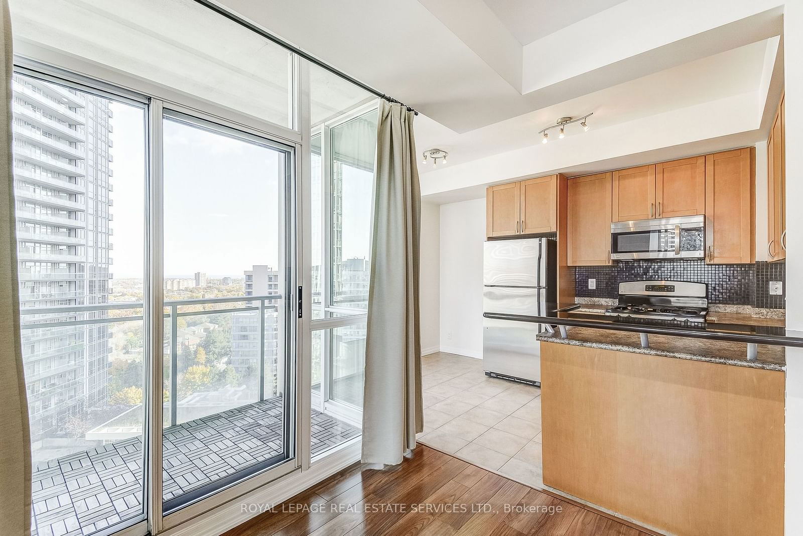 3939 Duke of York Blvd W, unit 1504 for rent