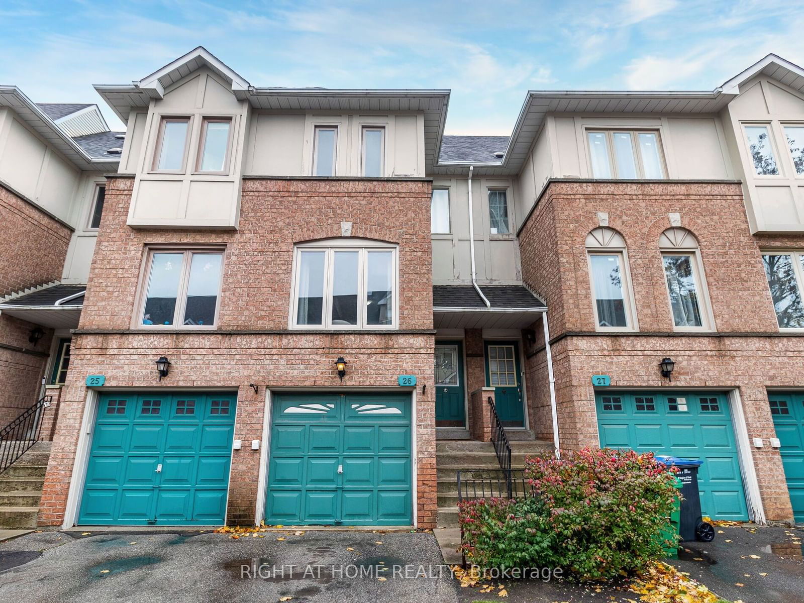 1050 Bristol Road Townhomes, Mississauga, Toronto