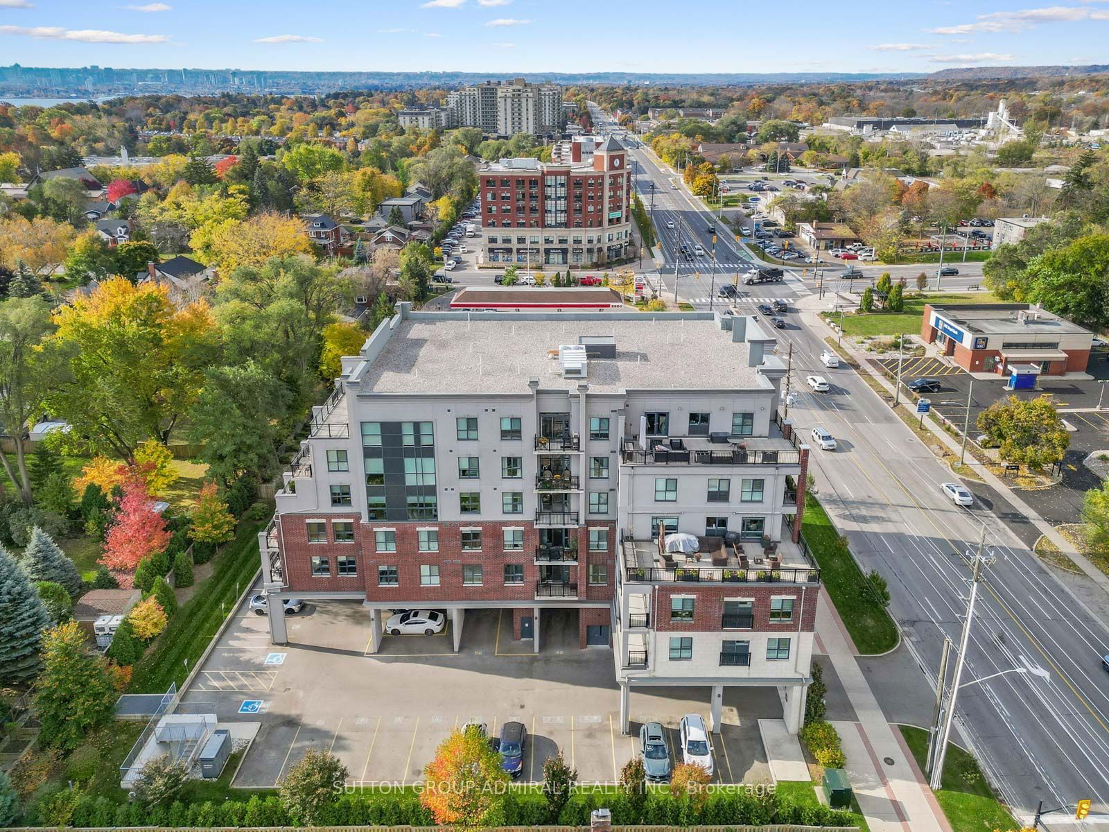 Seasons Condominiums, Burlington, Toronto