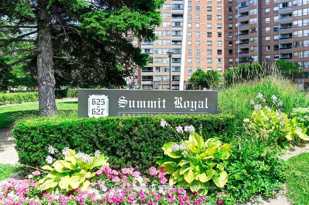 Summit Royal Condos, Etobicoke, Toronto