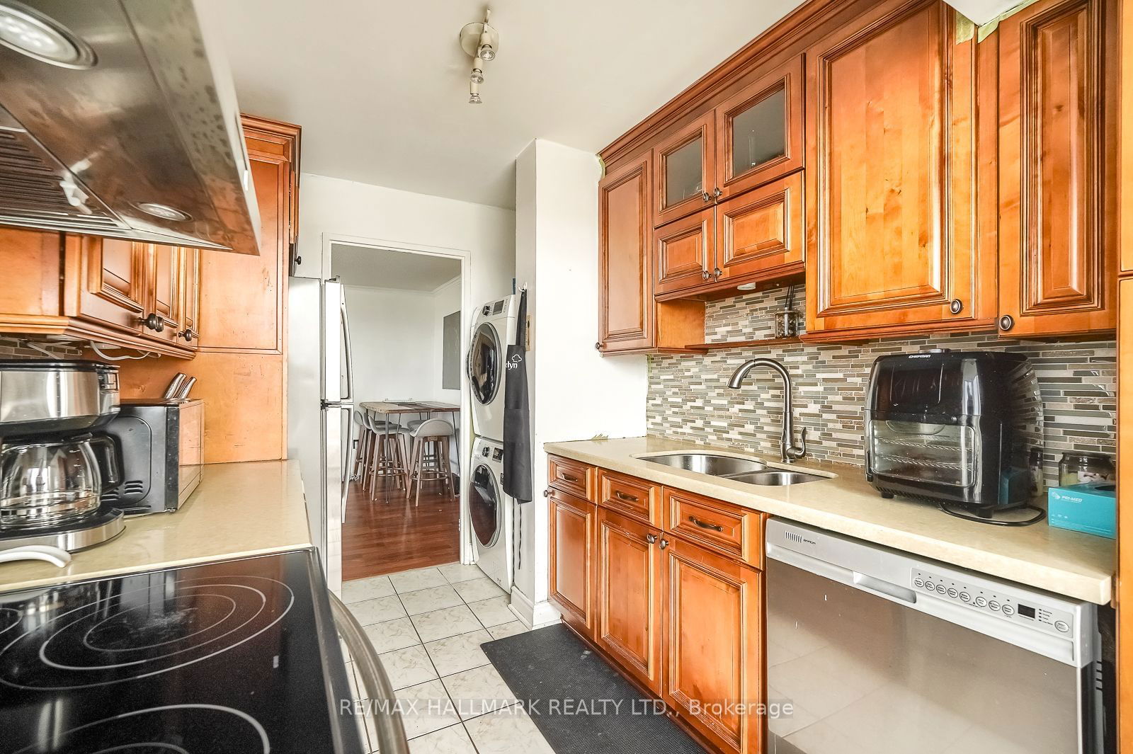 3077 Weston Rd, unit 1705 for rent