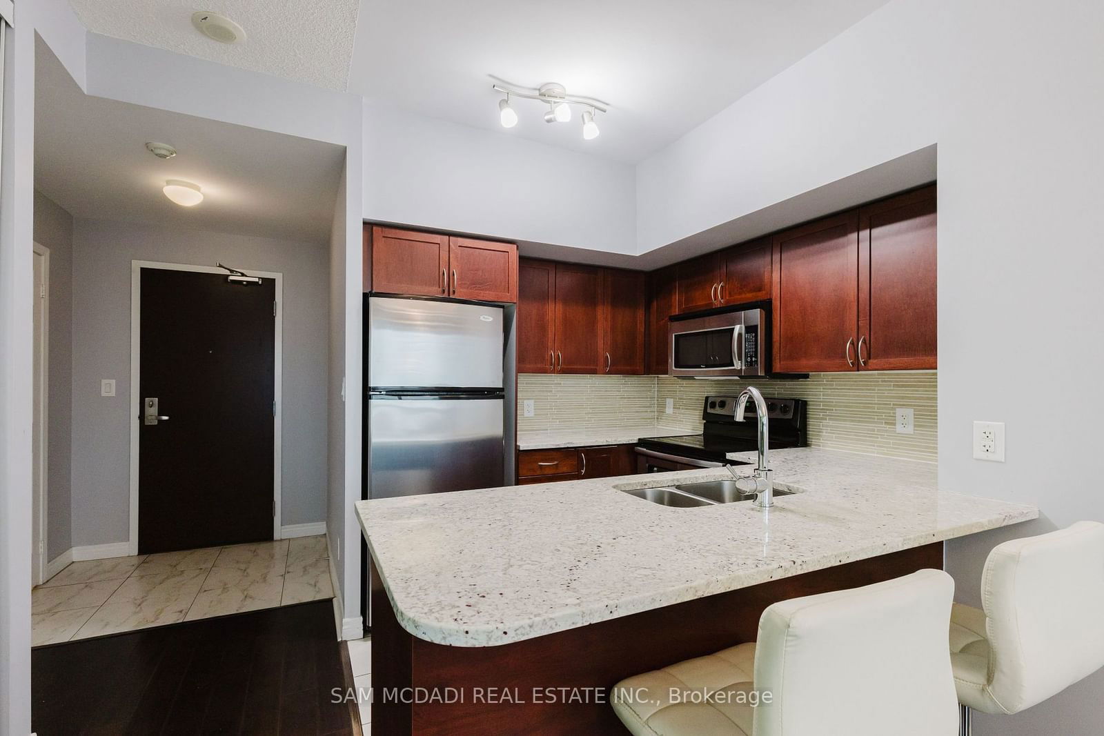 208 Enfield Pl, unit 3301 for rent