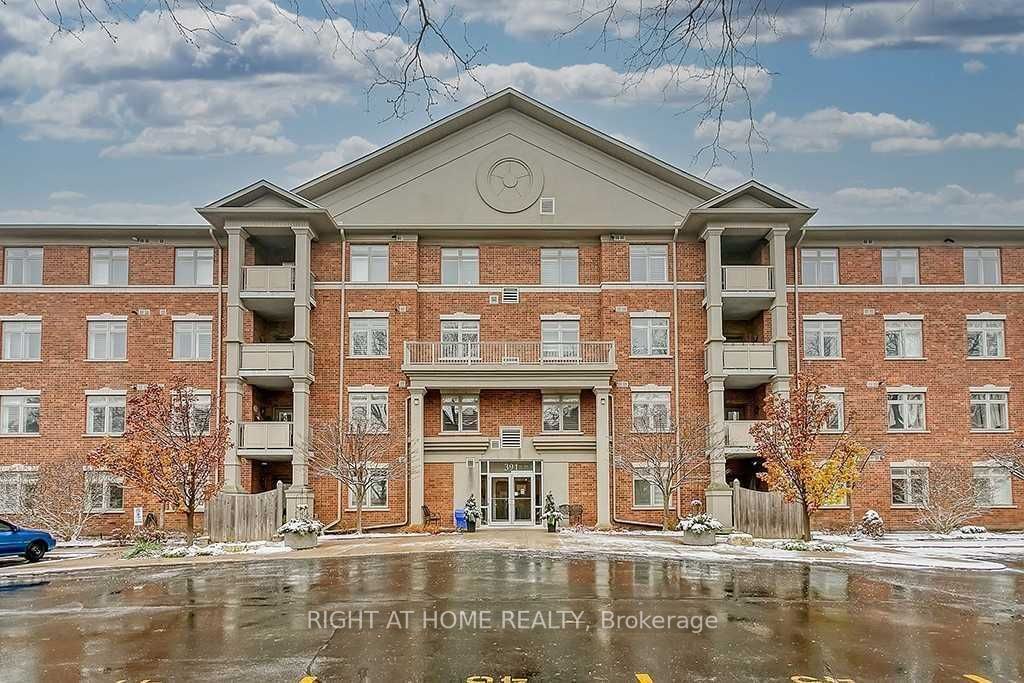 The Dovercourt Townhomes, Burlington, Toronto