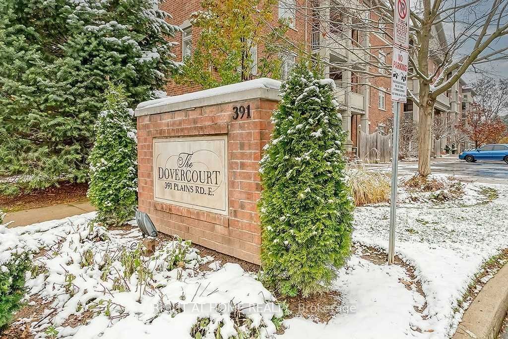 The Dovercourt Townhomes, Burlington, Toronto