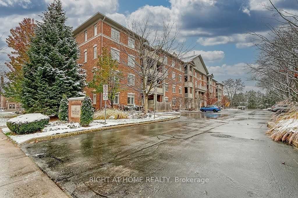 The Dovercourt Townhomes, Burlington, Toronto