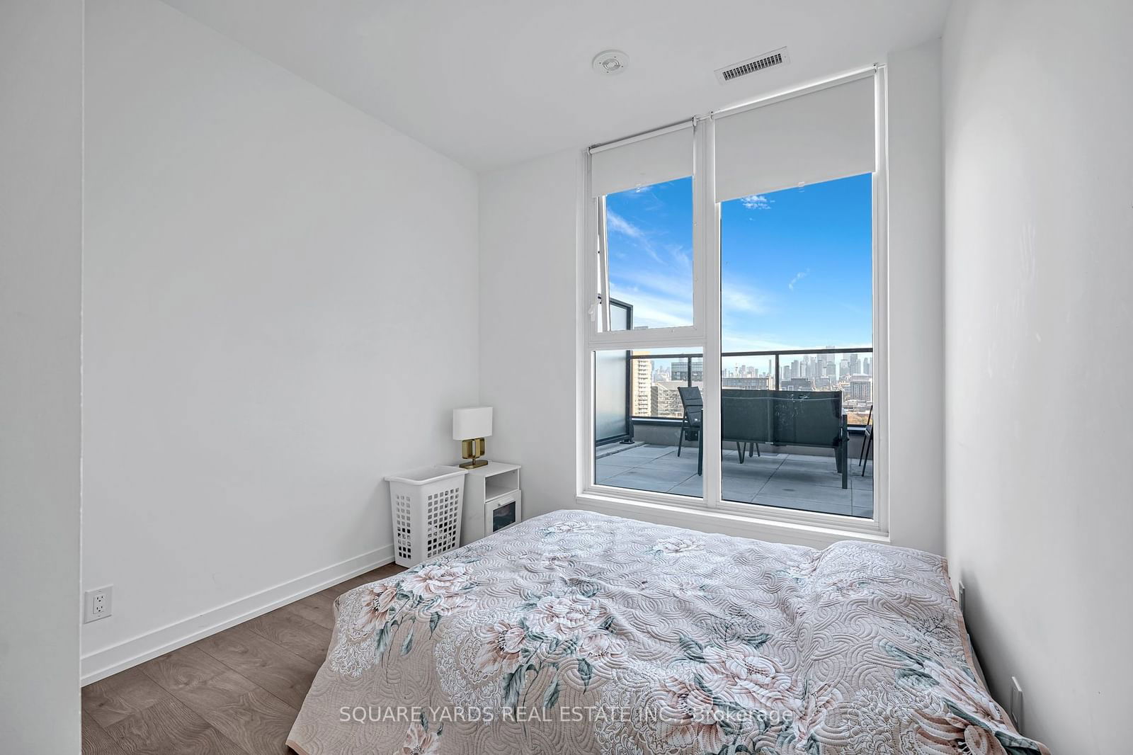 270 Dufferin St, unit PH01 for sale