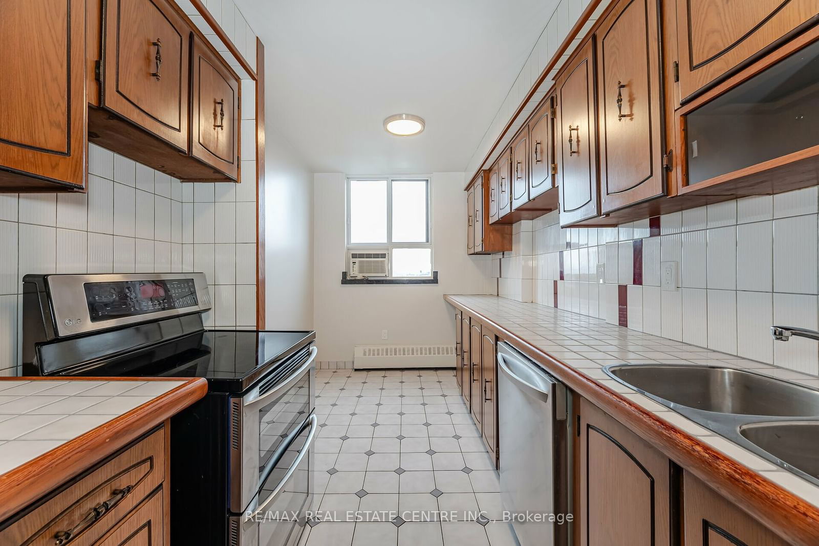 1615 Bloor St, unit 1112 for sale